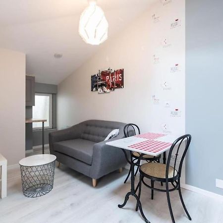 Le Paris Eiffel - Appartement Cosy En Plein Centre Bourgoin-Jallieu Eksteriør bilde